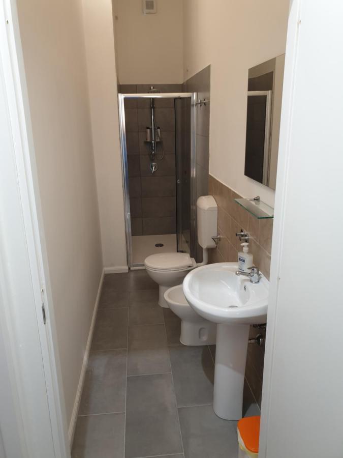Da Laura Hotel Cagliari Szoba fotó